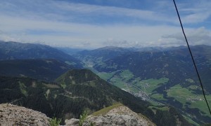 Klettersteig Spitzenstein - Gipfelsieg, Blick ins Pustertal