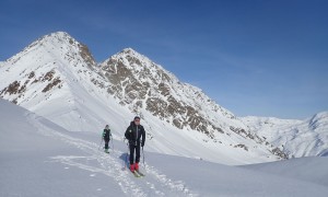 Bilder Skitour Hohes Haus - Aufstieg, im Hintergrund das Wildegg und die Hochgrabe