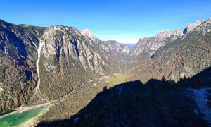 Bergtour Monte Piano, Piana - Aufstieg, Blick zum Dürrensee, Dürrenstein, talauwärts Höhlensteintal