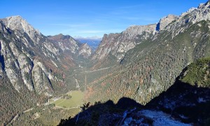 Bergtour Monte Piano, Piana - Aufstieg, Blick talauwärts Höhlensteintal