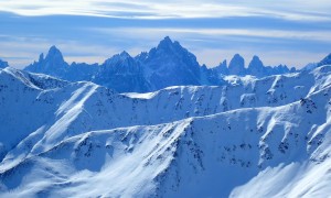 Skitour Gailspitze - Blick zum Zwölferkofel, Dreischusterspitze und Drei Zinnen