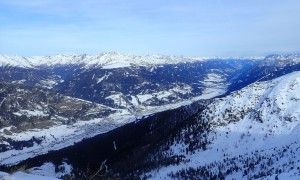 Skitour Helm - Gipfelsieg, Blick ins Osttiroler Pustertal