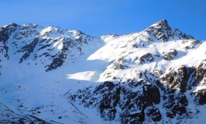 Skitour Demut - Blick vom Ochsenboden zum Gipfel