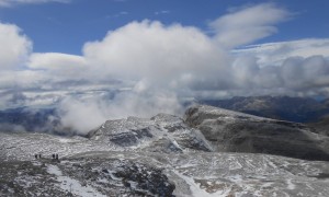 Klettersteig Piz Boè - Blick zur Pordoi-Bergstation