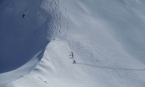 Skitour Trogesschneide - Tiefblick zur Arntaler Lenke