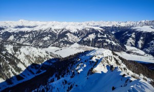 Skitour Spitzköfele - Gipfelsieg, Blick nach Obertilliach