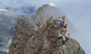 Piz Bernina - Biancograt, Piz Bianco im Hintergrund