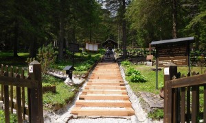 Bergtour Kasamutz - Start beim Militärfriedhof