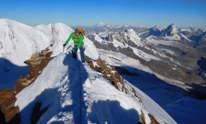 Hochtour Dufourspitze - ausgesetzter Gipfelgrat