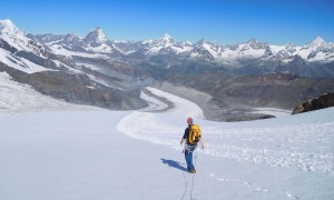 Abstieg und Rückweg - über Gletscher