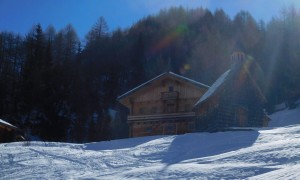 Skitour Öwelenke - bei der Kamelisenalm