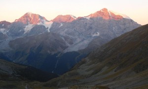 Hochtour Hoher Angelus & Vertainspitze - Sonneaufgang beim Dreigestirn Königsspitze, Zebru & Ortler