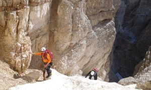 Klettertour Westliche Zinne - Zustieg über Rinne