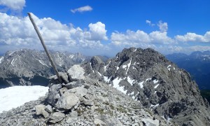 Kombination Tamerlanhöhe, Eggenkofel Westgipfel - Gipfelsieg, Blick zum Hauptgipfel