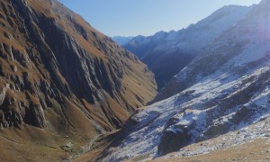 Bergtour Hohes Kreuz - Tiefblick Clara Hütte