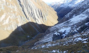 Bergtour Hohes Kreuz - steiler Abstieg Clara Hütte