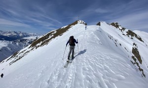 Skitour Gumriaul - kurz vor dem Gipfel