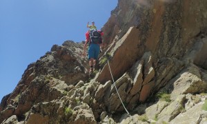 Bergtour Domhütte - steiler Aufstieg, seilversicherte Stellen