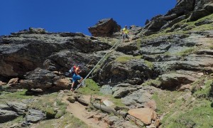 Bergtour Domhütte - steiler Aufstieg, seilversicherte Stellen