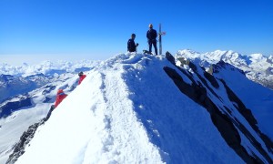 Hochtour Dom - schmaler Gipfelgrat