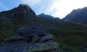 Hochtour Großer Hexenkopf - bei einem Stanemandl, Blick zum Westlichen Hexenkopf