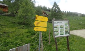 Bergtour Mohar - Start beim Sadnighaus mit Almhütten