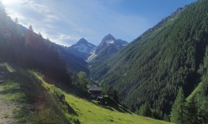 Rubisoi, Blick zu Glödis und Ganot