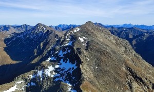 Bergtour Weiße & Rote Spitze - Gipfelsieg, Rückblick Weiße Spitze