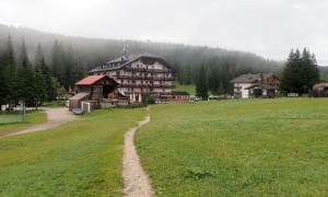 Klettersteig Arzalpenturm - Start beim Kreuzbergpass