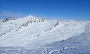 Skitour Wilder Sand - Gipfelsieg, Blick zum Degenhorn