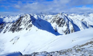 Skitour Rotlahner - kurz vor dem Gipfel, Rückblick zum Heimwaldjöchl, Heimwald und Riepenspitze