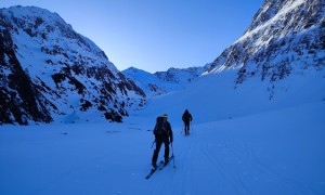 Skitour Ahrner Kopf - Zustieg Windtal mit Gipfelblick