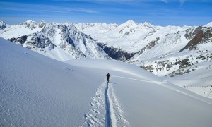 Skitour Ahrner Kopf - Aufstieg, Blick zum Rauchkofel