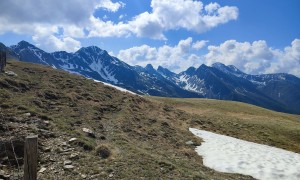 Salzsteig ins Volkzein - Rückblick Kugelspitze, Regenstein, Arnhörner, Rappler, Gölbner und Gumriaul