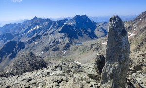 Bergtour Debantgrat - Gipfelsieg, Blick zur Alkuser Rotspitze, Hoher und Nieder Prijakt