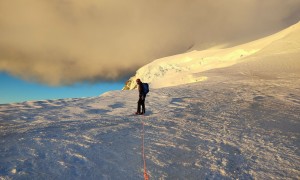 Hochtour Mont Blanc - Sonnenaufgang beim Col della Brenva