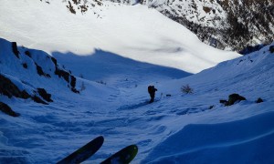 Skitour Multerlenke - Abfahrt über eine steile Ostrinne