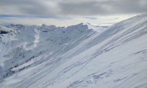 Skitour Blankenstein - Aufstieg, Blick zum Gannekofel und Marchkinkele