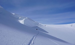 Skihochtour Monte Rosa - kurzer Abstieg, mit Rückblick Cole de Lys