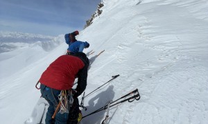 Skihochtour Monte Rosa - Aufstieg, Skidepot Zumsteinspitze