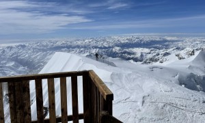 Skihochtour Monte Rosa - Gipfelsieg, Monte-Rosa-Ostwand geht 2400Hm steil abwärts