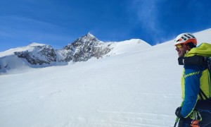 Skihochtour Monte Rosa - Abfahrt mit Blick zum Liskamm