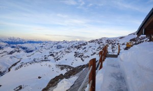 Abfahrt Staffal - Mantova Hütte mit Blick zum Mont Blanc