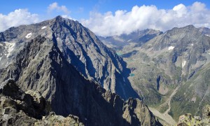 Bergtour Großer Friedrichskopf - Gipfelsieg, Blick zum Petzeck und ins Gradental