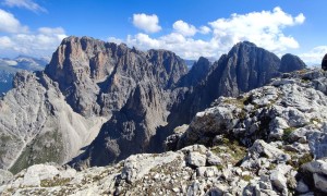 Klettersteig Plattkofel - Gipfelsieg mit Langkofel und Grohmannspitze