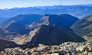 Bergtour Morgenkofel - Gipfelsieg, Blick ins Wielental und Mühlbachtal