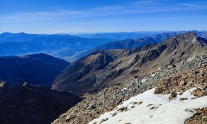 Bergtour Morgenkofel - Gipfelsieg, Blick ins Mühlbachtal und Große Windschar